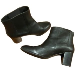 Pedro Garcia Women's Boots size 40.5 black leather pull on booties made in spain